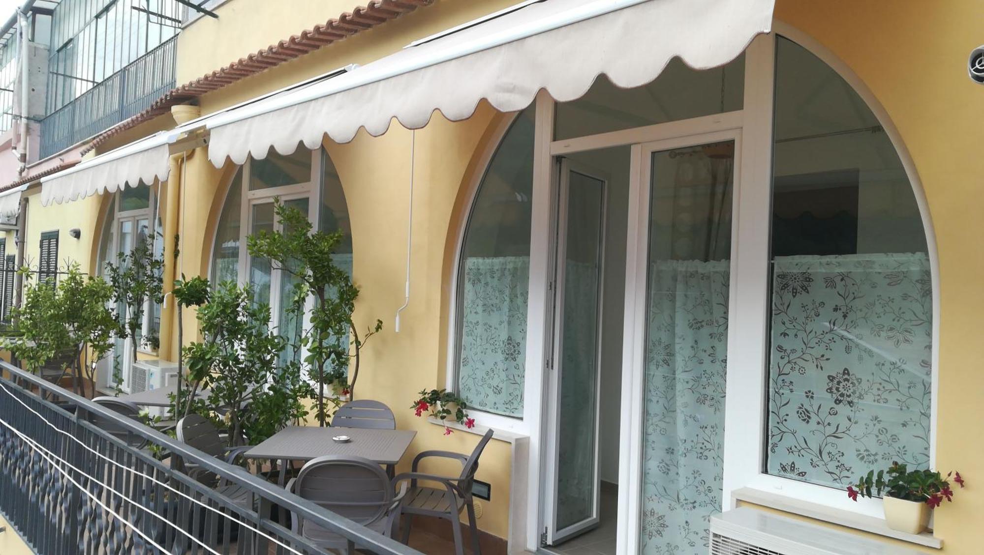 Il Covo Delle Civette Bed and Breakfast Vietri Værelse billede